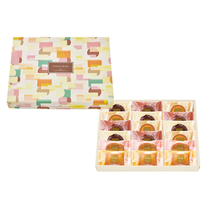 お菓子の美術館 （18個入）